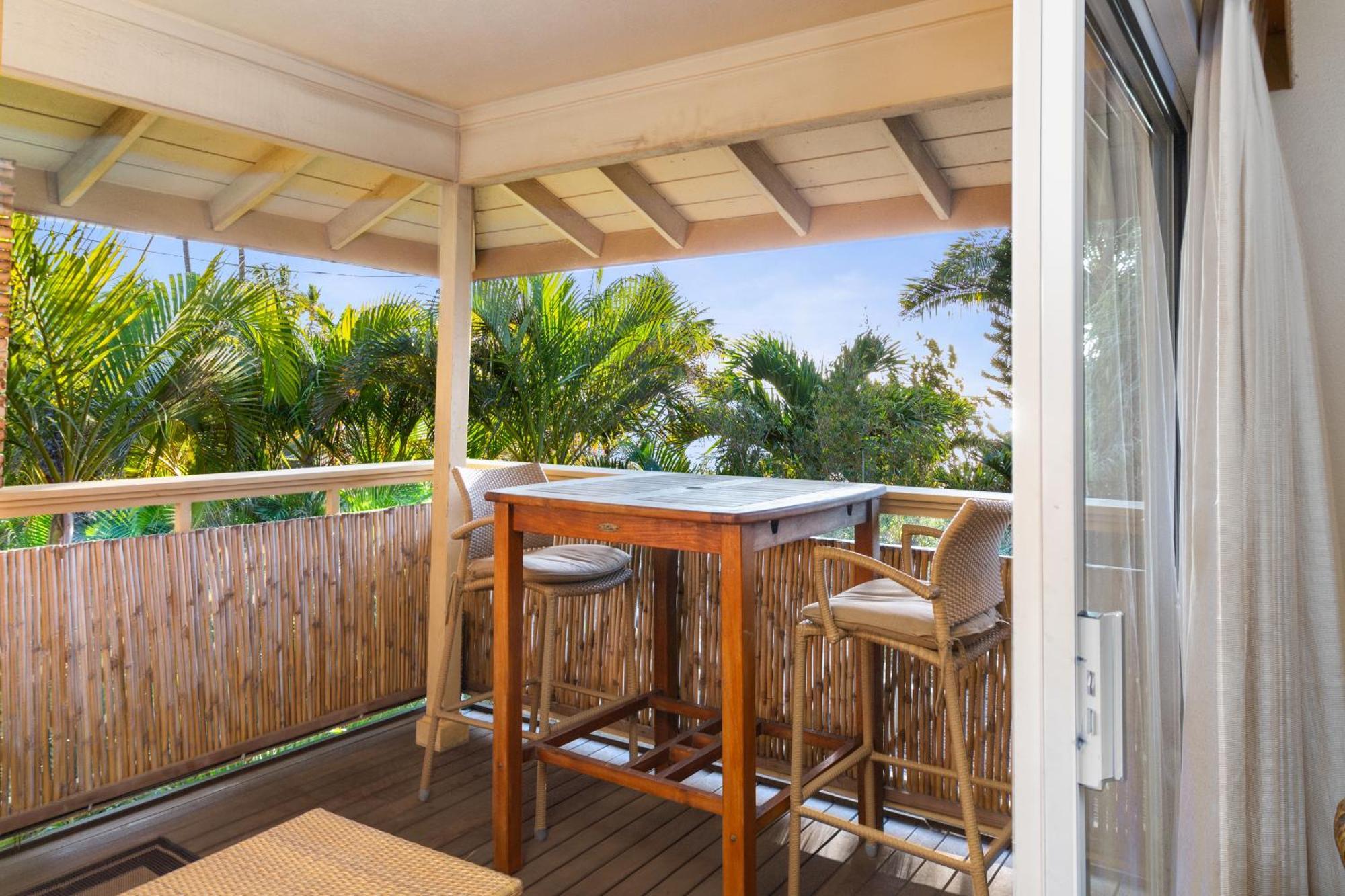 Plumeria Suite, 2-Bedrooms, Sleeps 6, Pool & Bbq, Pre-Renovation Summer Sale Kihei Dış mekan fotoğraf